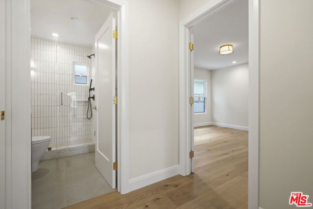 4762 Charters Avenue, Los Angeles, CA 90042