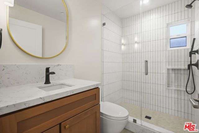 4762 Charters Avenue, Los Angeles, CA 90042