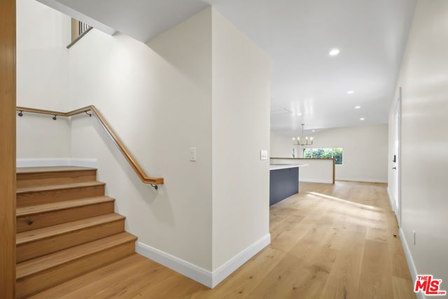 4762 Charters Avenue, Los Angeles, CA 90042