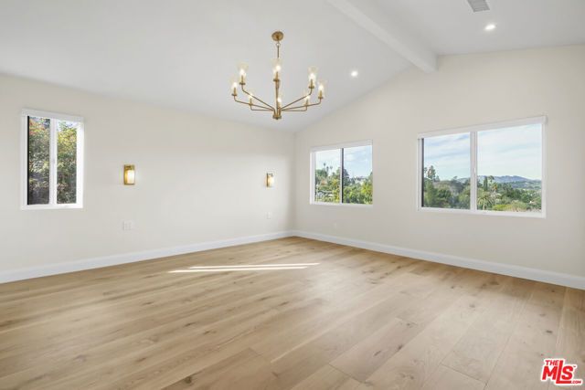 4762 Charters Avenue, Los Angeles, CA 90042