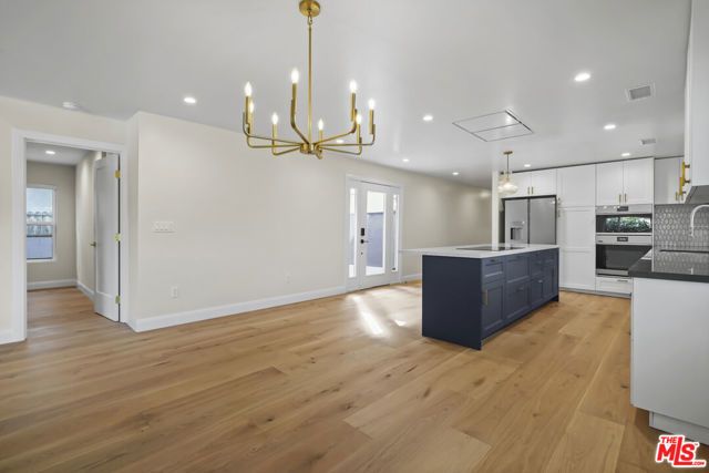 4762 Charters Avenue, Los Angeles, CA 90042