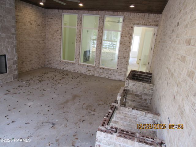 1007 Beaujolais Parkway, Lafayette, LA 70508