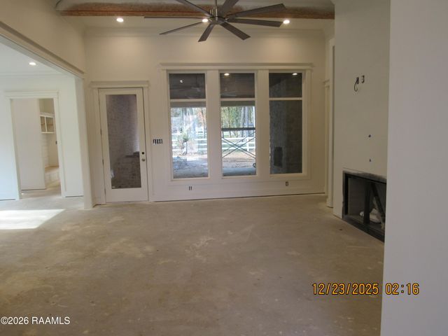 1007 Beaujolais Parkway, Lafayette, LA 70508