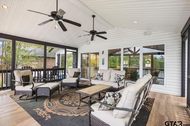 532 E Hideaway Lane, Hideaway, TX 75771