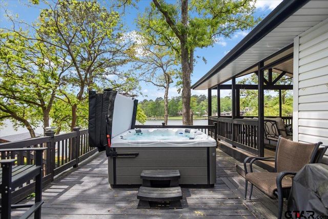 532 E Hideaway Lane, Hideaway, TX 75771