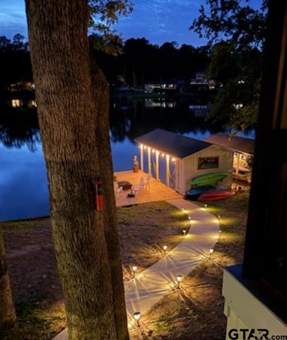 532 E Hideaway Lane, Hideaway, TX 75771