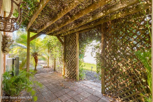 520 Ruth Circle, Melbourne, FL 32904