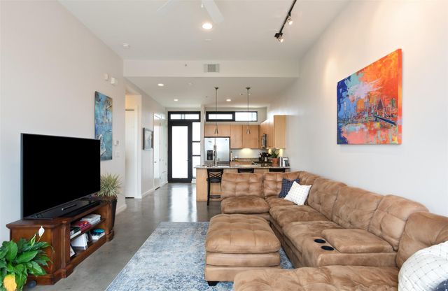 2525 S Lamar 309, Austin, TX 78704