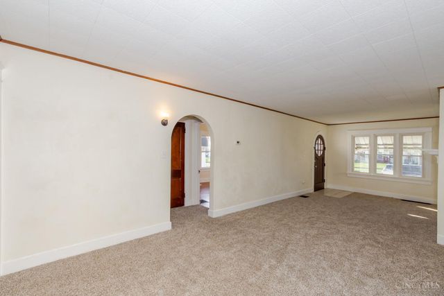 4037 Corinth Boulevard, Dayton, OH 45410