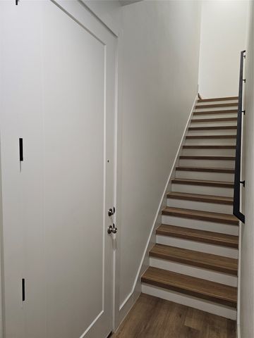 2139 Mail Avenue 101, Dallas, TX 75235