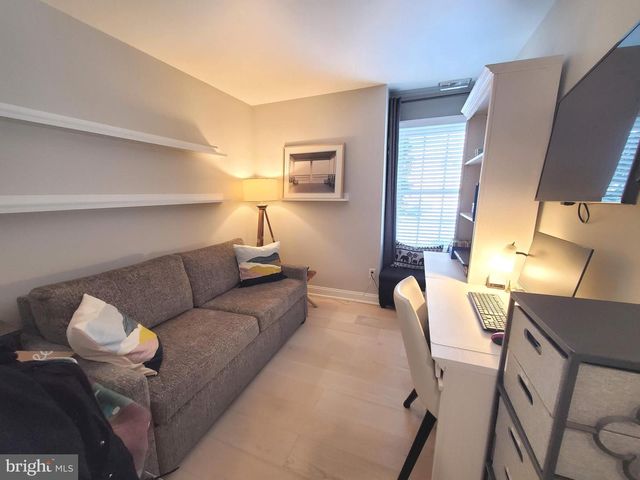 162 TAVISTOCK, Cherry Hill, NJ 08034