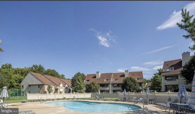 162 TAVISTOCK, Cherry Hill, NJ 08034