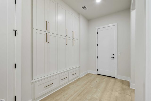 807 Garlington Avenue, Greenville, SC 29615