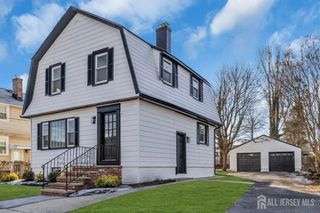 36 W Lakewood Avenue, Milltown, NJ 08850