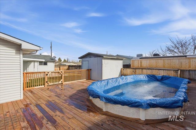 1204 Teton Ave, Caldwell, ID 83605