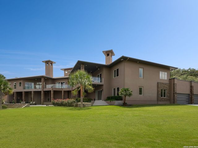 11 Davenport Ln, San Antonio, TX 78257
