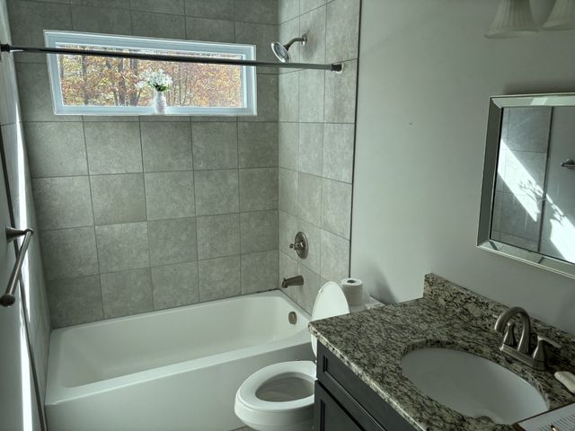 230 Market Ln, Gainesboro, TN 38562