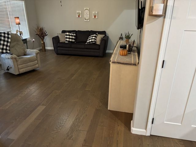 230 Market Ln, Gainesboro, TN 38562