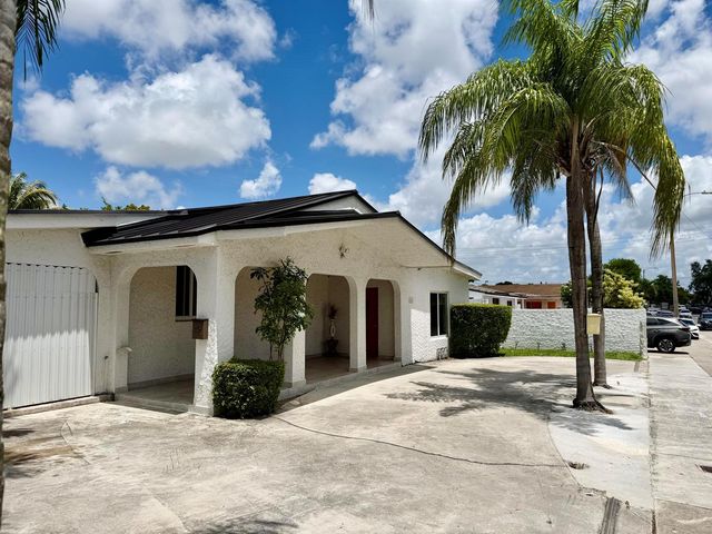 114 SW 57th Court, Miami, FL 33144