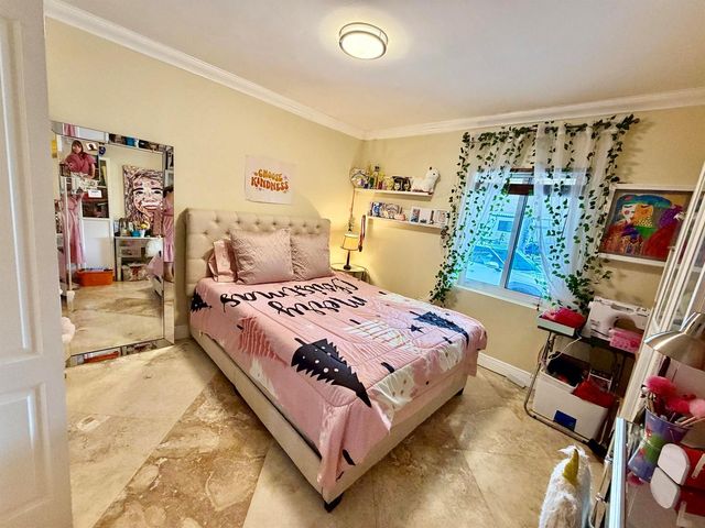 114 SW 57th Court, Miami, FL 33144