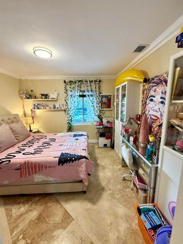 114 SW 57th Court, Miami, FL 33144