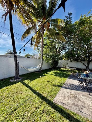 114 SW 57th Court, Miami, FL 33144