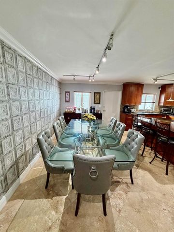 114 SW 57th Court, Miami, FL 33144