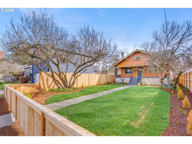 2534 Se 18TH Ave, Portland, OR 97202