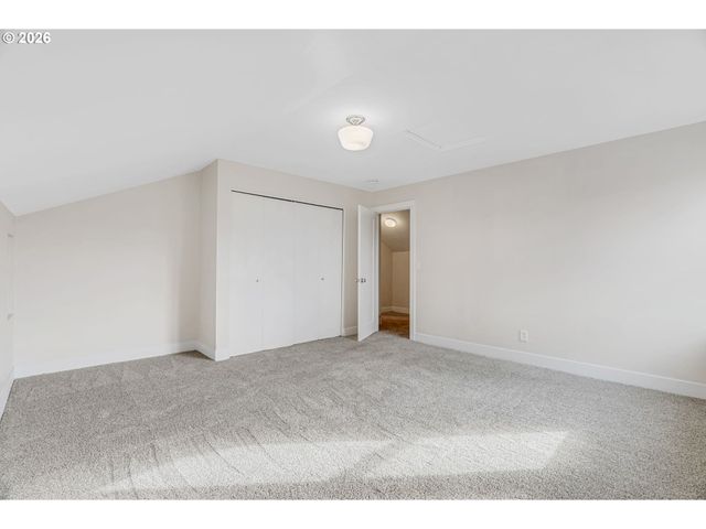2534 Se 18TH Ave, Portland, OR 97202