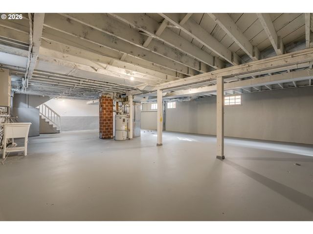 2534 Se 18TH Ave, Portland, OR 97202