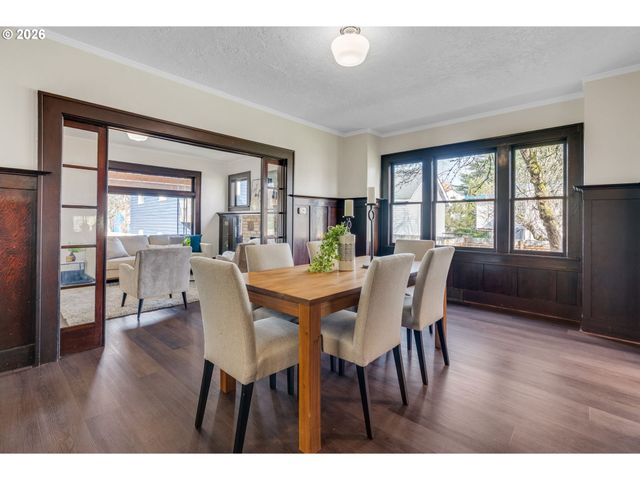 2534 Se 18TH Ave, Portland, OR 97202