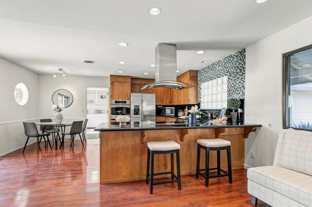 1354 Gary Way, Carmichael, CA 95608