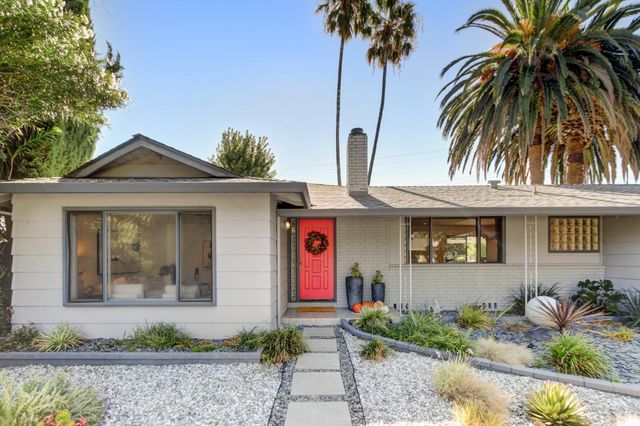 1354 Gary Way, Carmichael, CA 95608