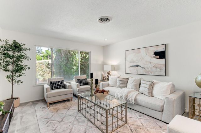 1354 Gary Way, Carmichael, CA 95608