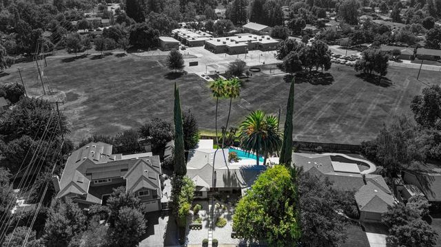 1354 Gary Way, Carmichael, CA 95608