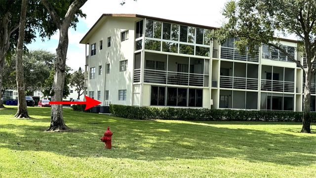 392 Mansfield J 392, Boca Raton, FL 33434
