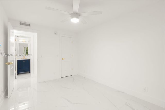 392 Mansfield J 392, Boca Raton, FL 33434