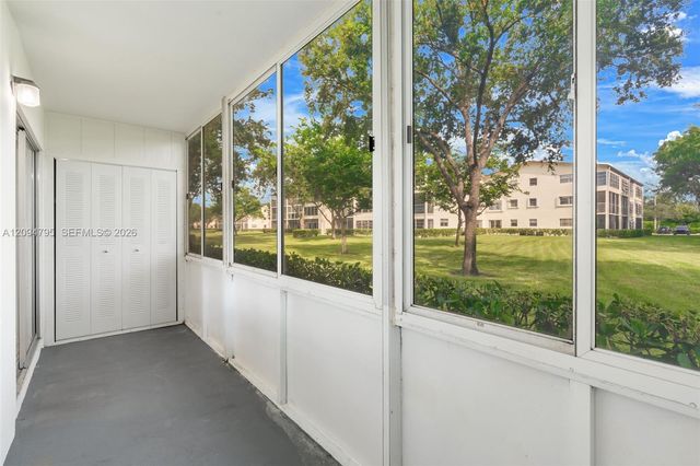 392 Mansfield J 392, Boca Raton, FL 33434