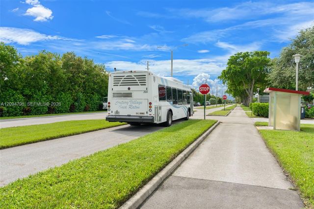 392 Mansfield J 392, Boca Raton, FL 33434