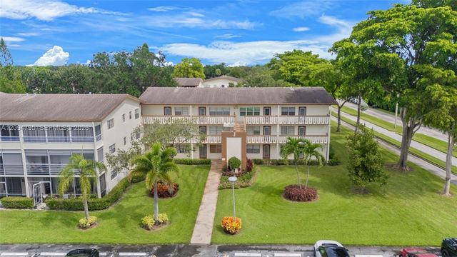 392 Mansfield J 392, Boca Raton, FL 33434