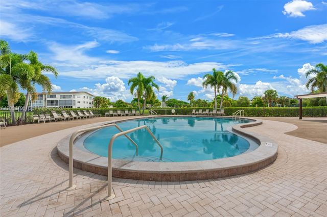 392 Mansfield J 392, Boca Raton, FL 33434