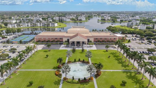 392 Mansfield J 392, Boca Raton, FL 33434