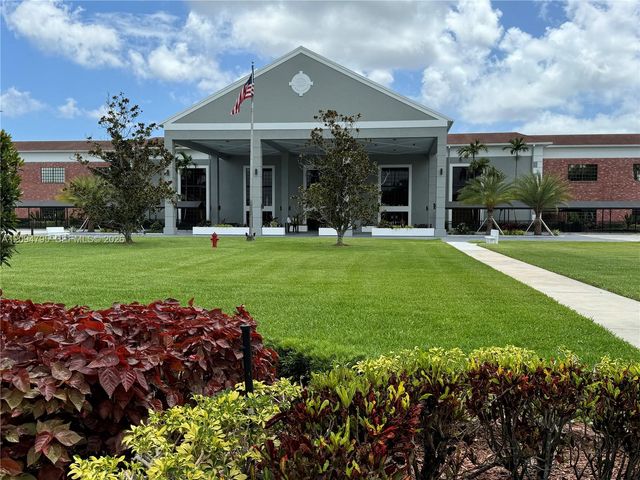 392 Mansfield J 392, Boca Raton, FL 33434