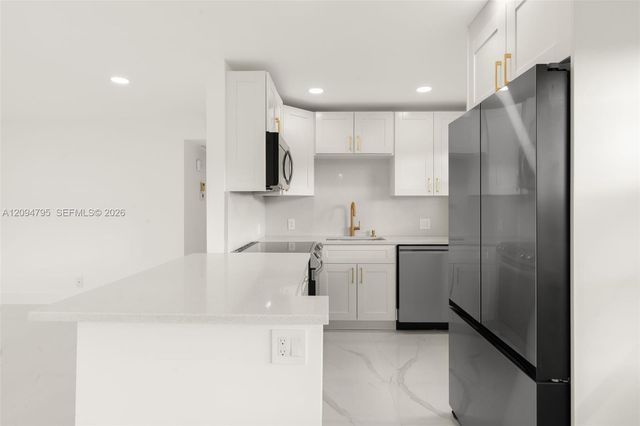 392 Mansfield J 392, Boca Raton, FL 33434