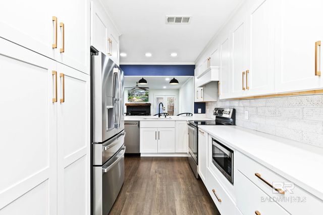 6651 Jackson Square, Daphne, AL 36526