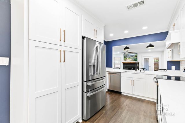 6651 Jackson Square, Daphne, AL 36526