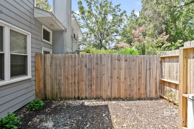 6651 Jackson Square, Daphne, AL 36526