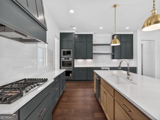 220 Suwanee Avenue, Suwanee, GA 30024