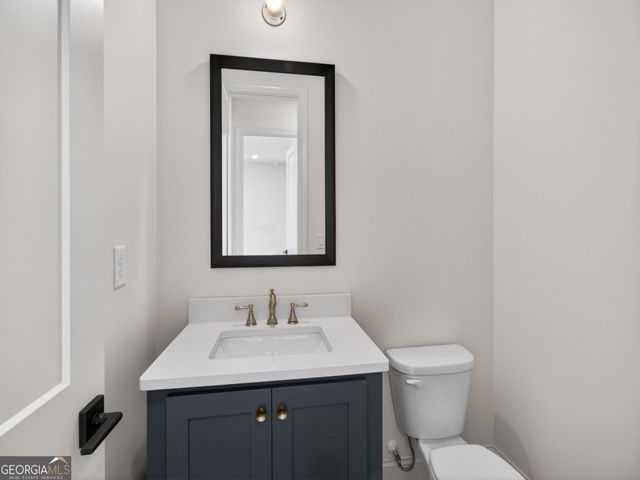 220 Suwanee Avenue, Suwanee, GA 30024