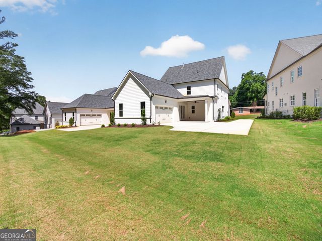 220 Suwanee Avenue, Suwanee, GA 30024